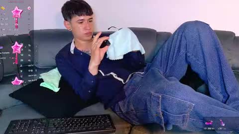 Snapshot of twink_daren chatting on 27, 11, 2025 Mr Daren online show from 27, 11, 2025