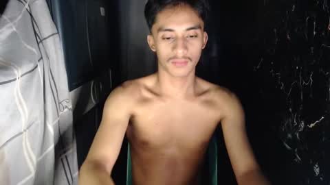 Snapshot of twink_hairyass69 chatting on 5, 12, 2024 Aladin online show from 5, 12, 2024
