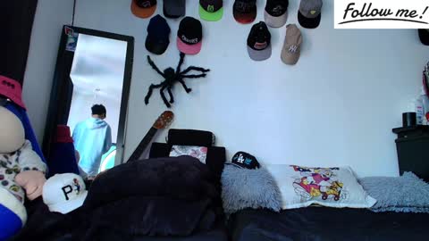 Snapshot of twink_sebas_ chatting on 11, 12, 2024 Bad boy sebastian online show from 11, 12, 2024