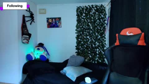 Snapshot of twink_sebas_ chatting on 11, 2, 2025 Bad boy sebastian online show from 11, 2, 2025