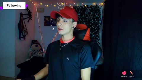 Snapshot of twink_sebas_ chatting on 15, 2, 2025 Bad boy sebastian online show from 15, 2, 2025