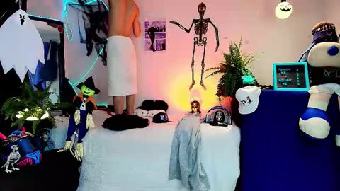 Snapshot of twink_sebas_ chatting on 26, 10, 2025 Bad boy sebastian online show from 26, 10, 2025