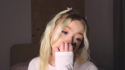 twinklefluff online show from 11, 1, 2026