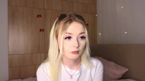 twinklefluff online show from 25, 2, 2026