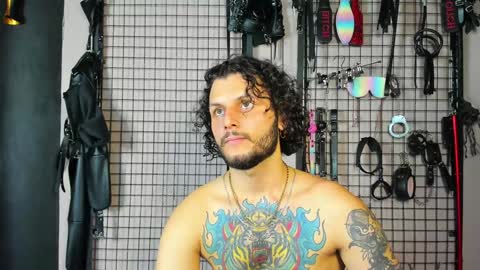 Clio  Tadeo online show from 7, 2, 2025