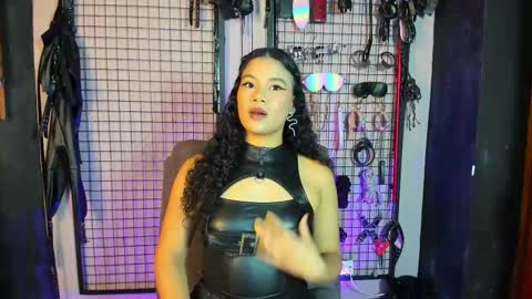 Clio  Tadeo online show from 15, 2, 2025