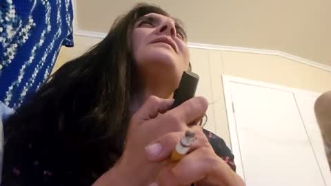 Snapshot of twistedtrouble25 chatting on 12, 1, 2025 twistedtrouble25 online show from 12, 1, 2025