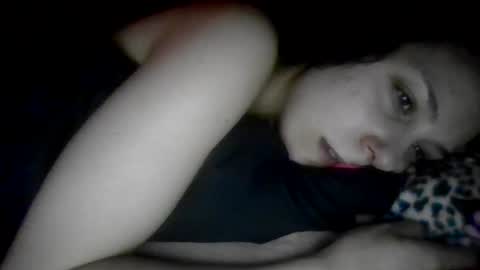 Snapshot of twizzytoxic22 chatting on 14, 7, 2026 twizzytoxic22 online show from 14, 7, 2026