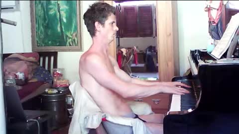 Snapshot of twoforallprivate chatting on 10, 1, 2025 TobeBritta online show from 10, 1, 2025