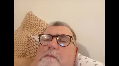 twohats2810 online show from 20, 2, 2026