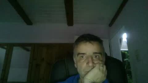 twoperes online show from 18, 5, 2026