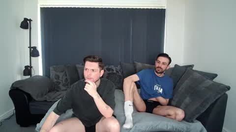 Snapshot of twotwinkhusbands chatting on 30, 9, 2025 RyanRowan online show from 30, 9, 2025