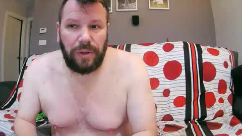 Snapshot of txan9876 chatting on 14, 11, 2025 Txan Chan online show from 14, 11, 2025