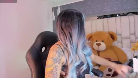 Snapshot of tyla_demon chatting on 26, 2, 2025 TYLA online show from 26, 2, 2025