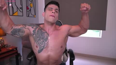 Snapshot of tyler_muscle chatting on 7, 2, 2026 David online show from 7, 2, 2026