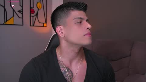 Snapshot of tyler_muscle chatting on 28, 2, 2026 David online show from 28, 2, 2026