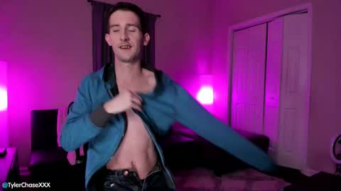 Tyler Chase online show from 21, 2, 2025