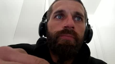 tylerweist727678265 online show from 10, 9, 2025