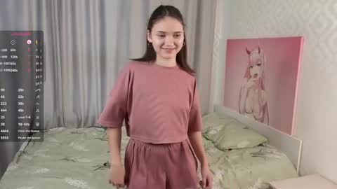 Snapshot of tyrasyversen chatting on 16, 9, 2025 Emily online show from 16, 9, 2025