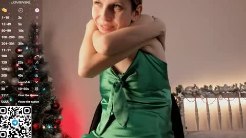 Snapshot of tyty_pupu chatting on 31, 1, 2026 Christine 3 Next broadcast tomorrow at 2100 GMT 5 online show from 31, 1, 2026