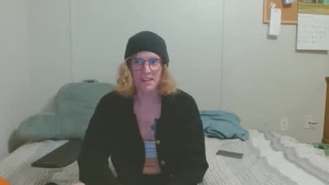 Snapshot of tyyyler93 chatting on 28, 2, 2025 TylerAlternative online show from 28, 2, 2025