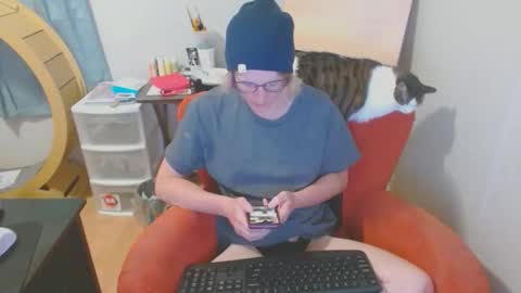 Snapshot of tyyyler93 chatting on 16, 4, 2026 TylerAlternative online show from 16, 4, 2026