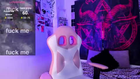 uchikydoll online show from 13, 2, 2026