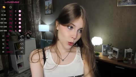 Snapshot of udeledelmoref chatting on 6, 3, 2025 Liky online show from 6, 3, 2025