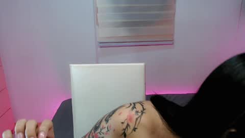 Snapshot of ughliah chatting on 16, 5, 2026 urbbgirl alliah online show from 16, 5, 2026