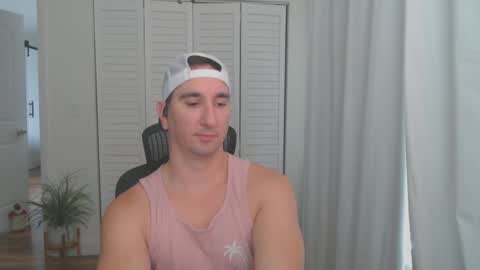 Snapshot of uglyduck3532 chatting on 20, 1, 2025 uglyduck3532 online show from 20, 1, 2025