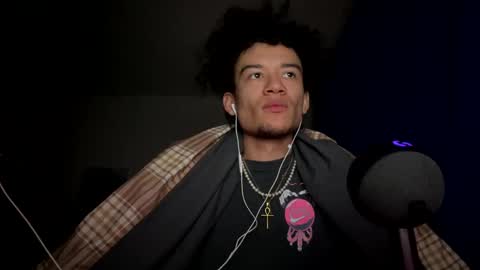 Snapshot of uhdummy chatting on 10, 2, 2025 snap mixedaddyx ig drexdummy online show from 10, 2, 2025