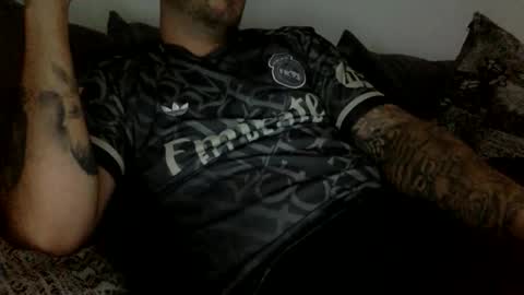 Snapshot of ukboy08x chatting on 10, 10, 2025 ukboy08x online show from 10, 10, 2025