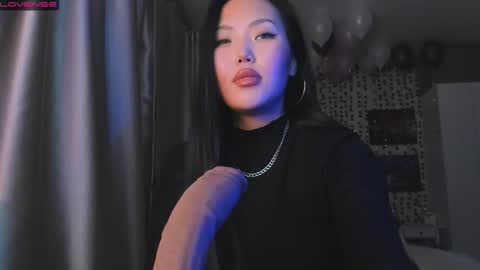 Snapshot of uko_sa chatting on 29, 11, 2025 uko sa online show from 29, 11, 2025