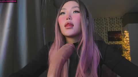 Snapshot of uko_sa chatting on 14, 12, 2025 uko sa online show from 14, 12, 2025