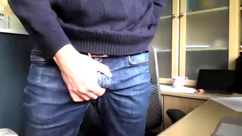 Snapshot of ukshowall chatting on 20, 5, 2026 mark online show from 20, 5, 2026