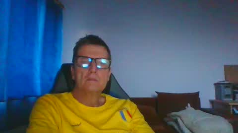 Snapshot of ulmeni4 chatting on 30, 7, 2026 ulmeni4 online show from 30, 7, 2026