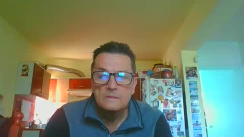 Snapshot of ulmeni7 chatting on 30, 4, 2026 ulmeni7 online show from 30, 4, 2026