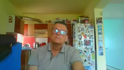 Snapshot of ulmeni7 chatting on 8, 5, 2026 ulmeni7 online show from 8, 5, 2026