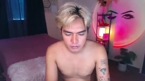 Snapshot of ultimatesexytrans chatting on 5, 2, 2025 Alex online show from 5, 2, 2025