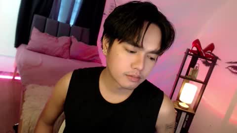 Snapshot of ultimatesexytrans chatting on 12, 10, 2025 Alex online show from 12, 10, 2025