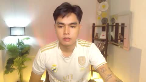 Snapshot of ultimatesexytrans chatting on 25, 10, 2025 Alex online show from 25, 10, 2025