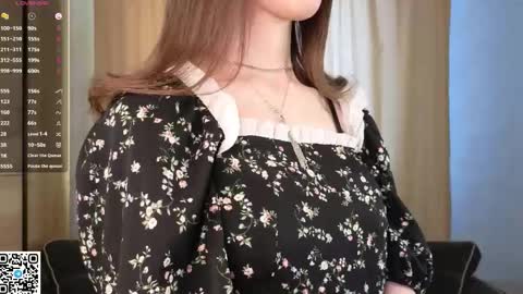 Snapshot of umbraelyon chatting on 22, 4, 2026 Liliane online show from 22, 4, 2026
