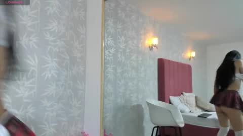 umiko peach  online show from 20, 11, 2025