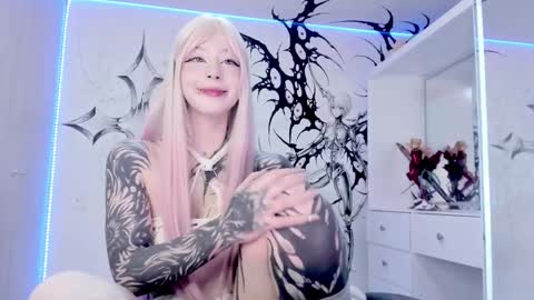 Elle Danielle  online show from 23, 2, 2025