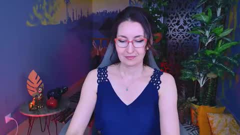 UnaTera online show from 30, 11, 2025