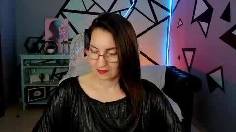 UnaTera online show from 2, 6, 2026