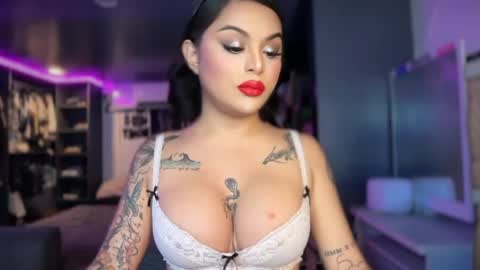 Lady tan online show from 27, 4, 2026