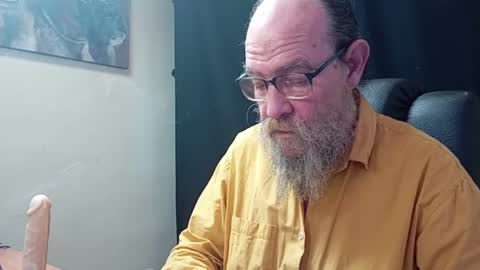 Uncle Hottie online show from 9, 4, 2026