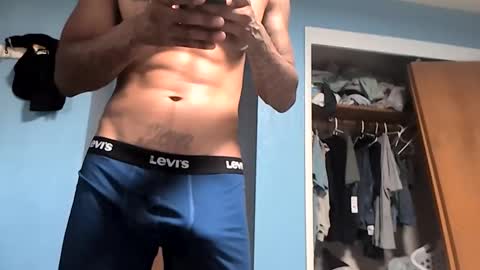 Snapshot of uncut_papi1989 chatting on 2, 11, 2025 tele kuzhbuzh online show from 2, 11, 2025