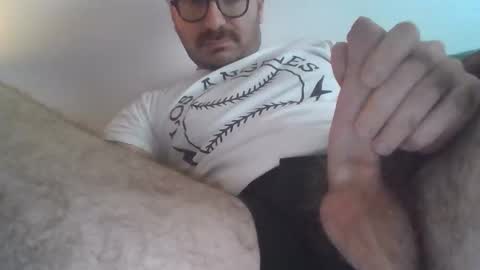 Snapshot of uncutgems818 chatting on 21, 11, 2025 uncutgems818 online show from 21, 11, 2025